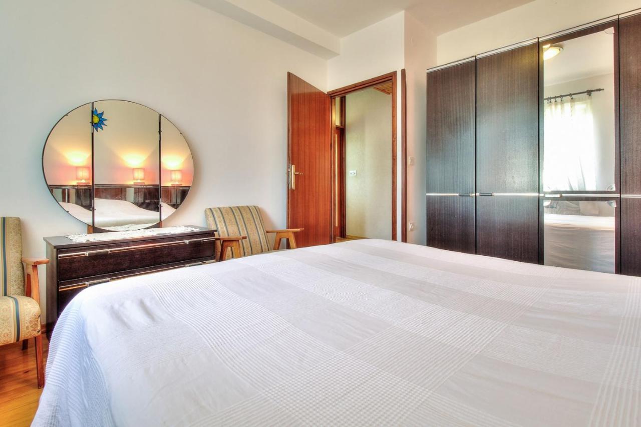 Nadia House With Apartments Zambratija  Luaran gambar